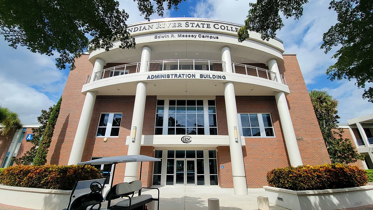Administration Building at IRSC Fort Pierce Fl, Indian River State College